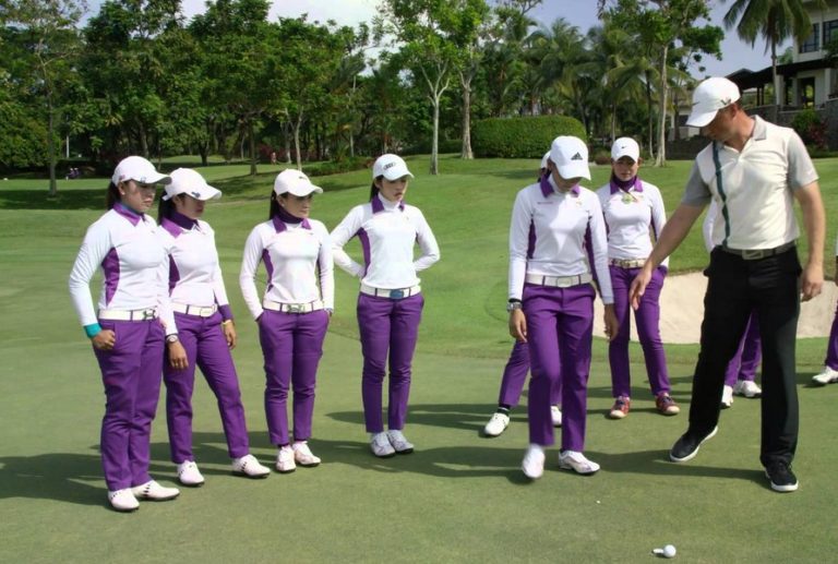 Fakta-Menarik-Profesi-Caddy-Golf.jpg