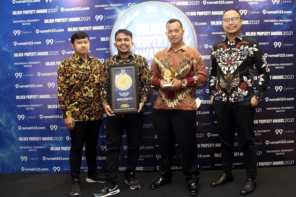 Golden-Properti.jpg